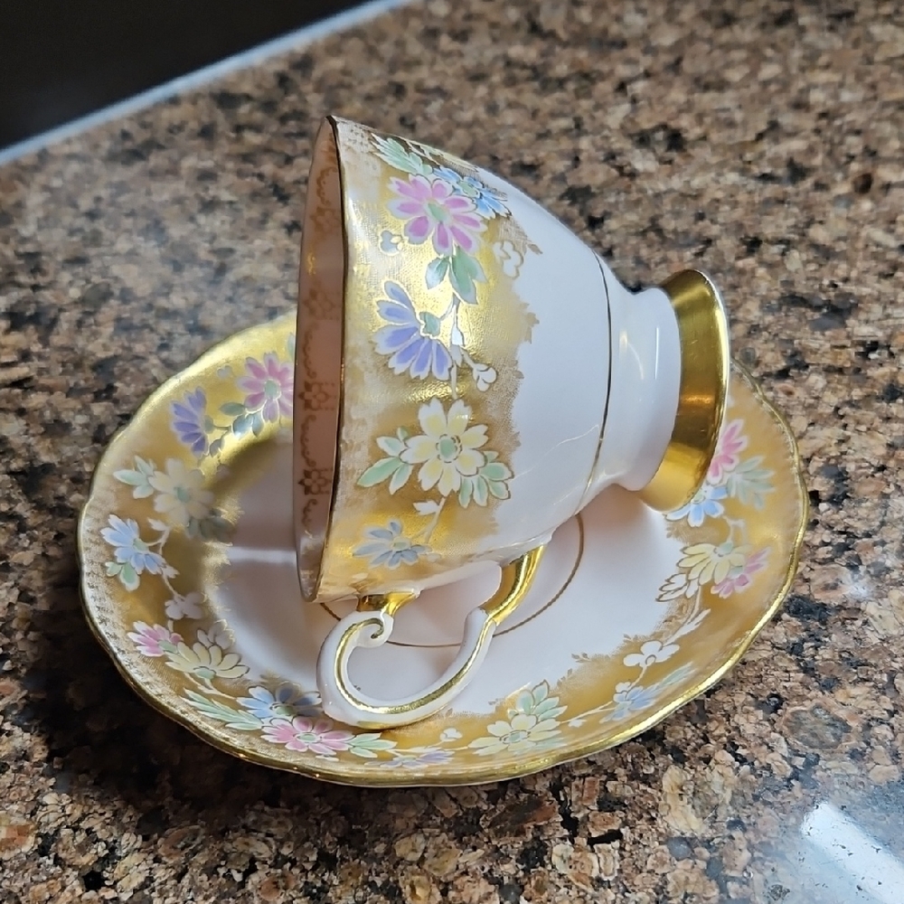 Vintage Teacup and Saucer - Tuscan - Floral
